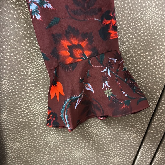 🔥🔥🔥NEW Sandro Sofia Silk Floral Bell Sleeves Dress - Picture 9 of 14